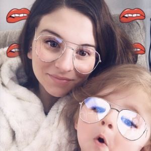 Meet your Posher, Jillian